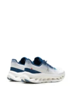 Cloudtilt loewe white blue - Image 2