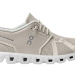 On cloud 5 pearl white