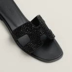 Hermès Oran sandal 'Noir' - Image 4
